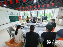 脚本杀中辨曲播间里学 郑州解锁收集共治